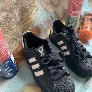 Size 6 adidas